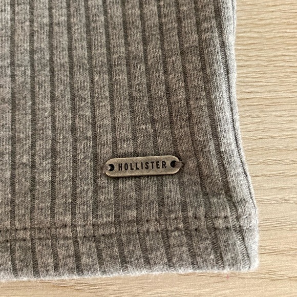 ❌SOLD Hollister Gray Ribbed Tube Top - Picture 3 of 5
